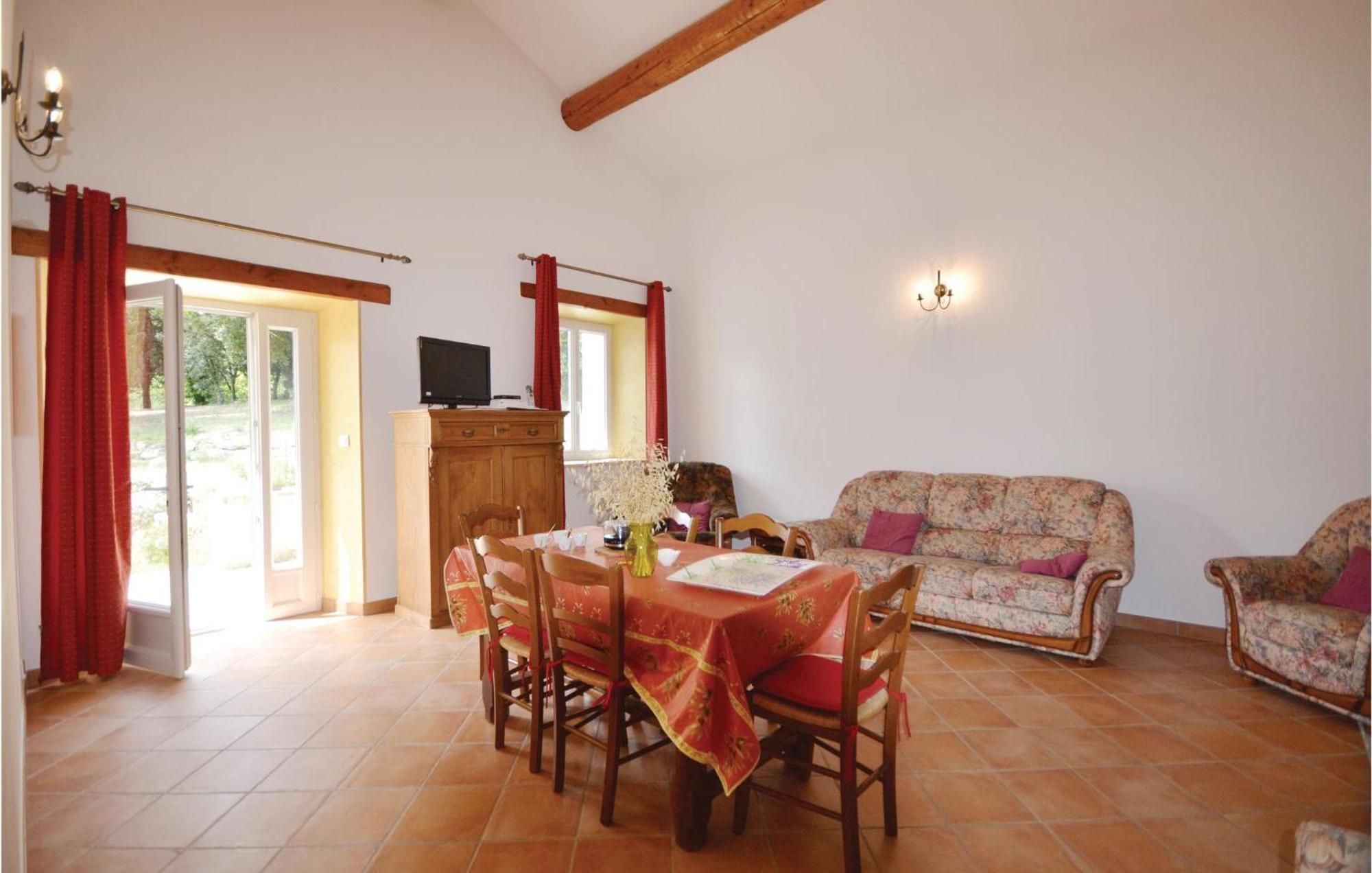 Awesome Home In Bollene With Wifi Εξωτερικό φωτογραφία