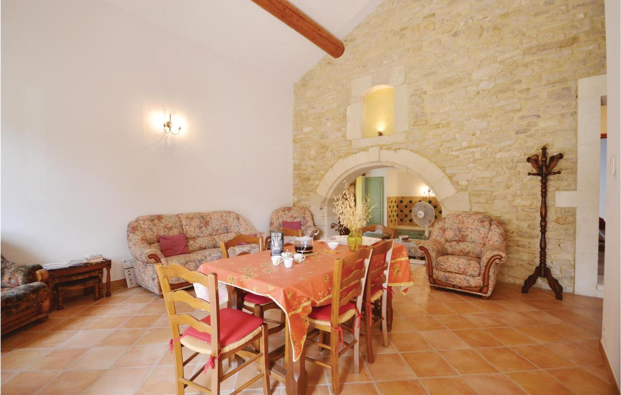 Awesome Home In Bollene With Wifi Εξωτερικό φωτογραφία