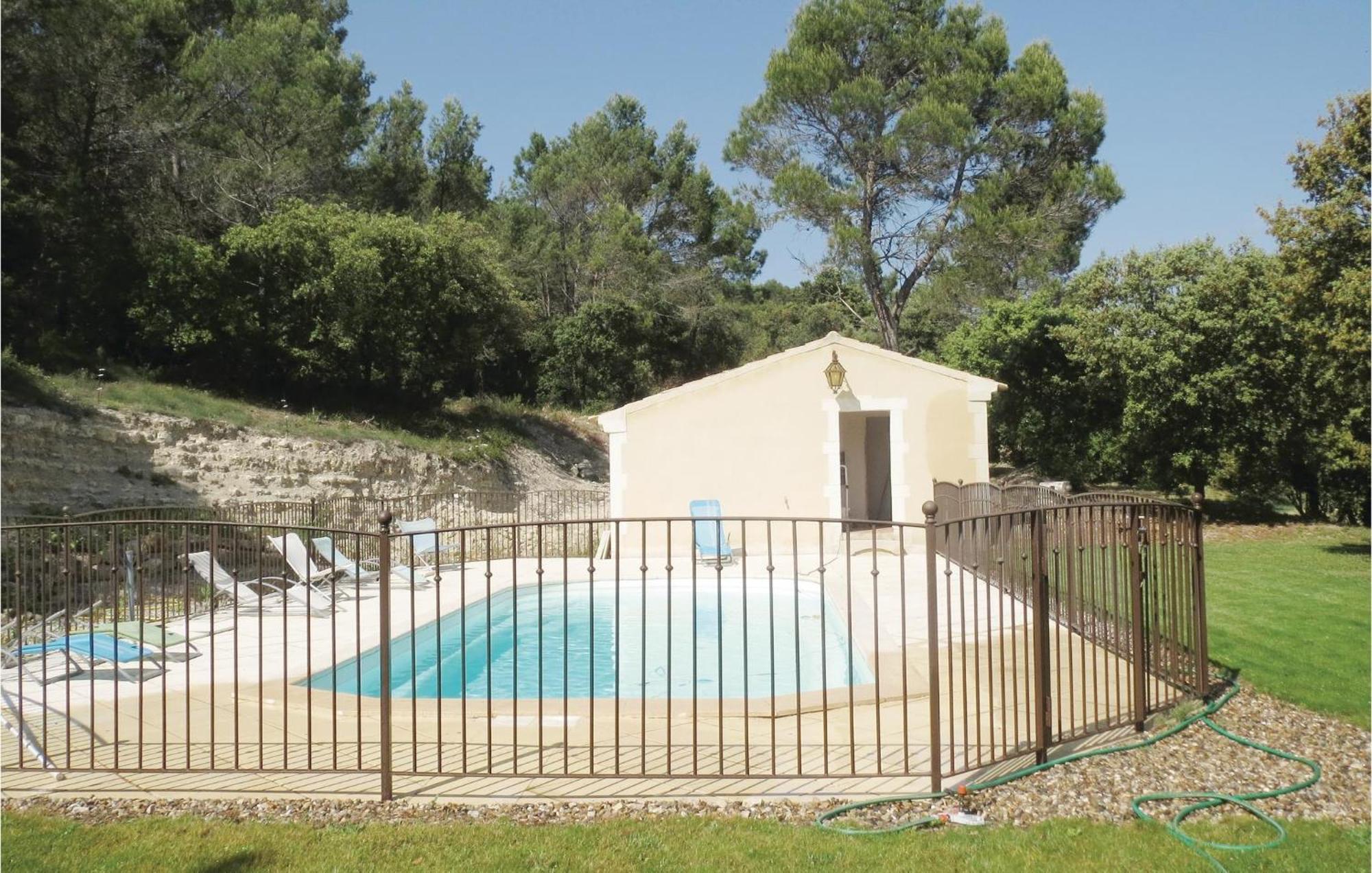 Awesome Home In Bollene With Wifi Εξωτερικό φωτογραφία