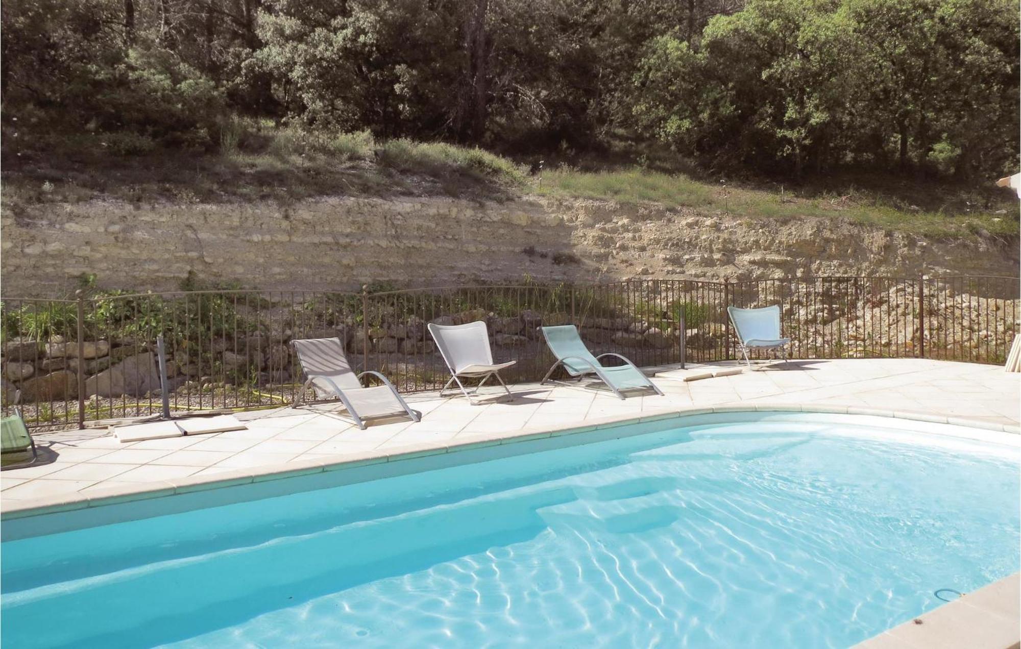 Awesome Home In Bollene With Wifi Εξωτερικό φωτογραφία