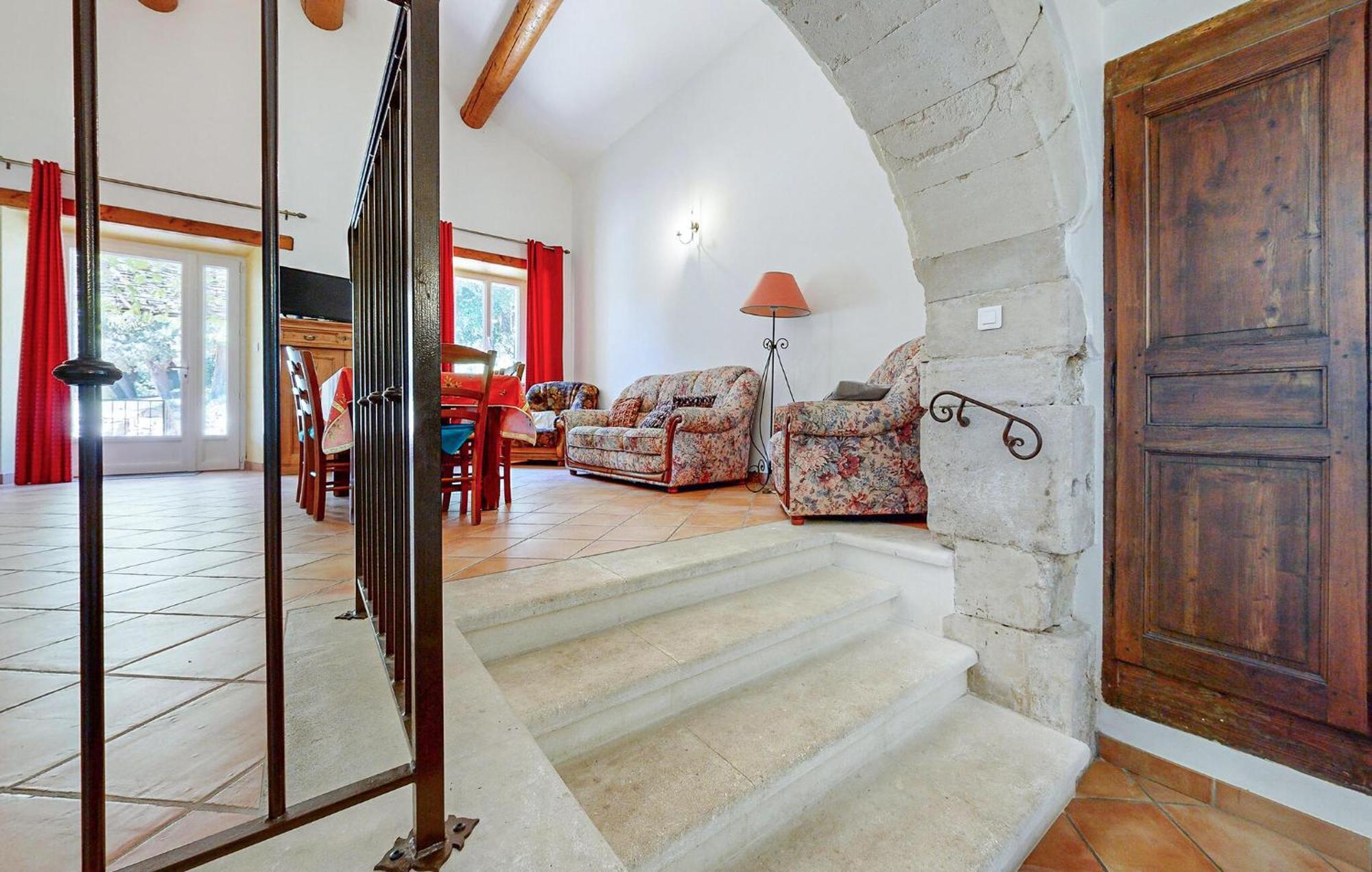Awesome Home In Bollene With Wifi Εξωτερικό φωτογραφία